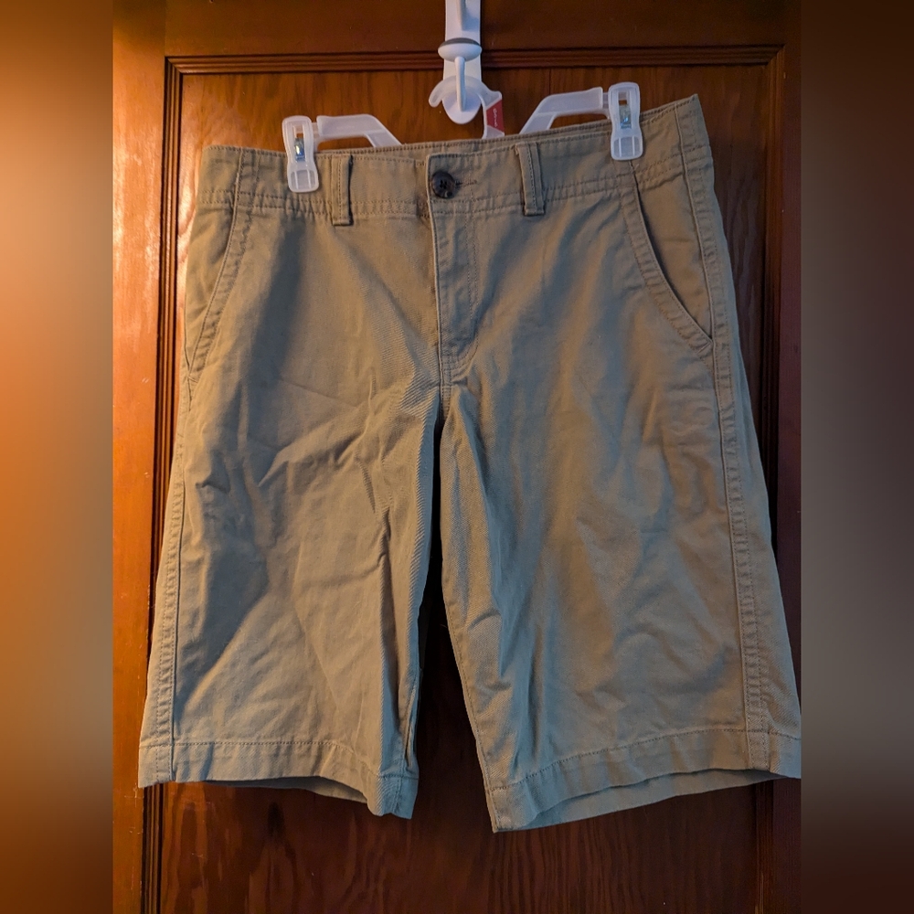Men's shorts, size 33 w.